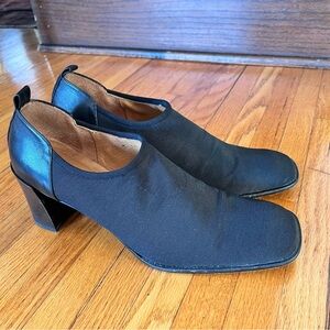 Donald Pliner heeled booties